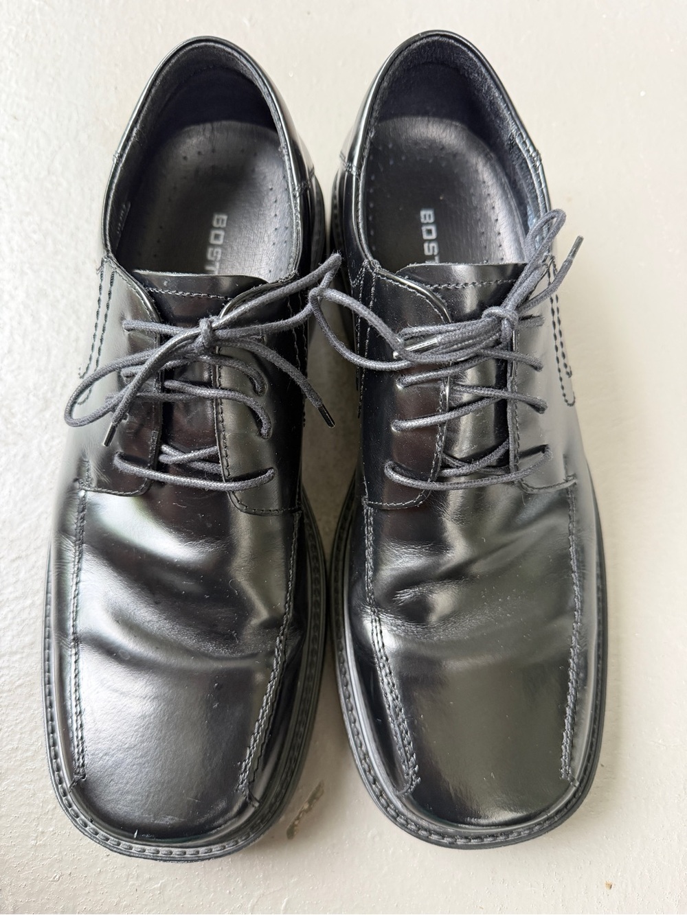 b.o.c. Black Leather Lace-Up Derby Shoes